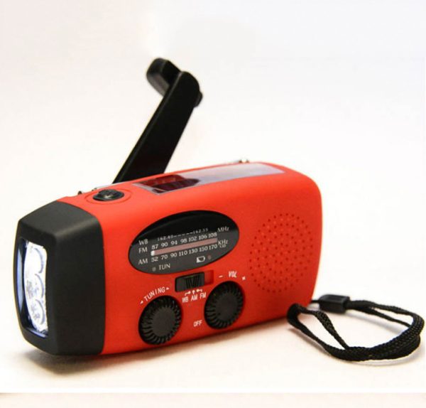 Solar hand crank USB charging radio flashlight - Image 3